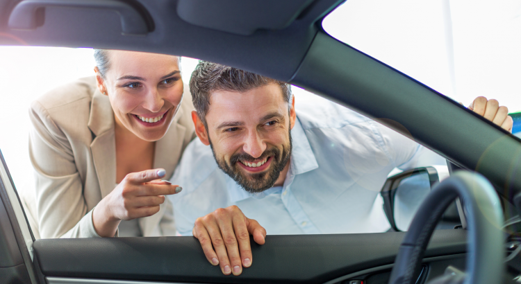 comprarUnAuto_ResuelvetuDeuda
