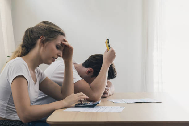 Deudas en pareja: cómo organizar pagos | Resuelve